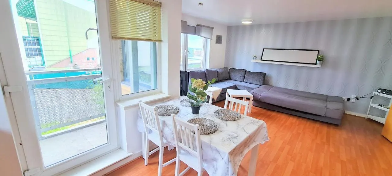 Modern Spacious 3 Bedroom City Centre Apartment - Free Parking - Private Balcony - Excellent Service エディンバラ