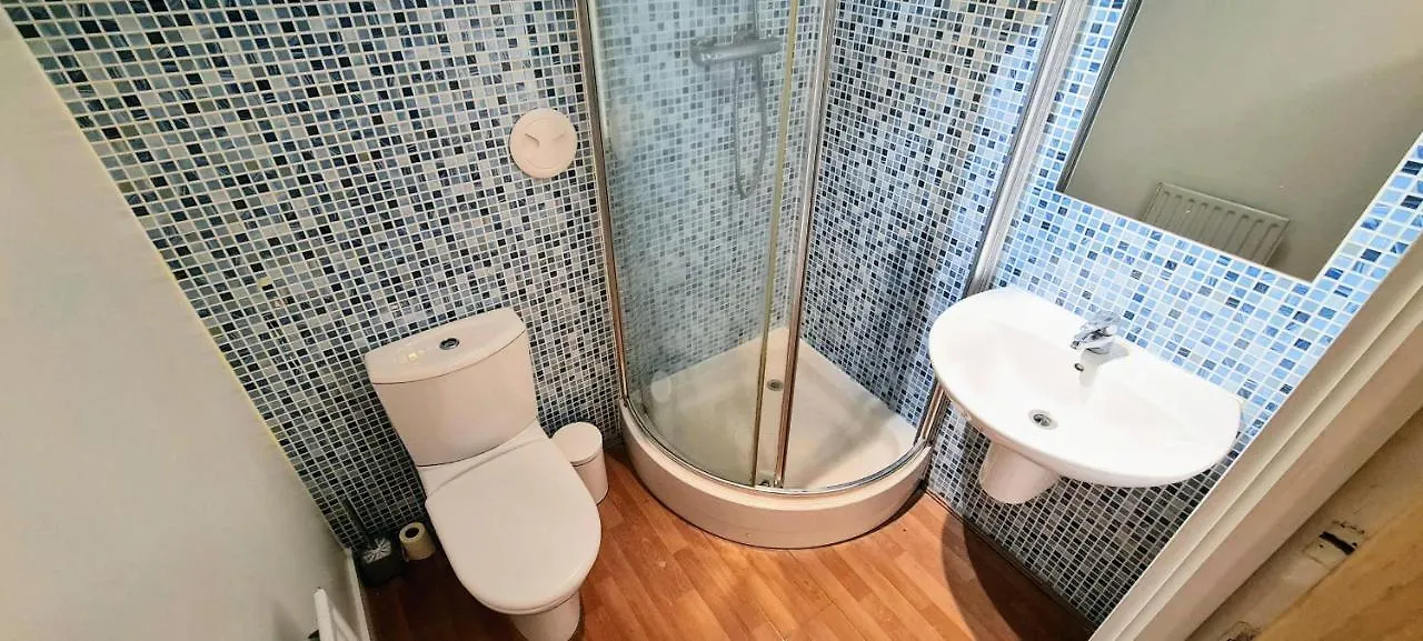Modern Spacious 3 Bedroom City Centre Apartment - Free Parking - Private Balcony - Excellent Service Edinburgh United Kingdom